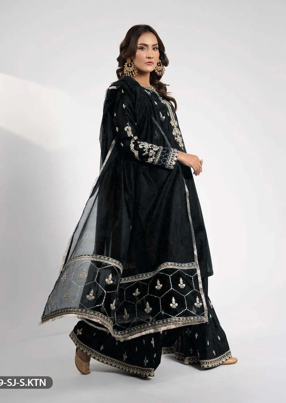 4059-SJ-BLK - Black - Readymade Shaposh Formal Suit