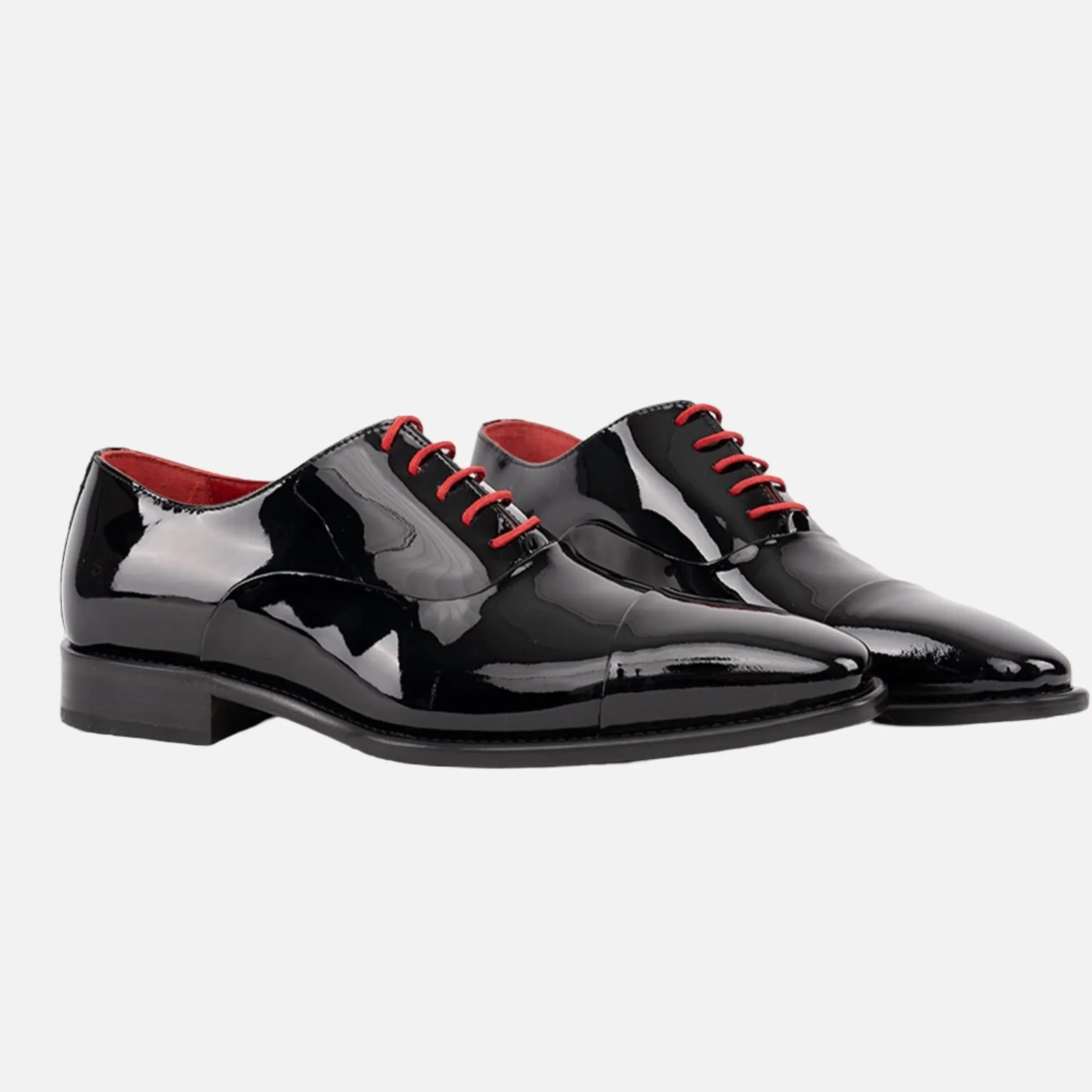 Calzoleria Toscana Sophisticated Cap-Toe Oxford Shoe with Patent Leather Finish