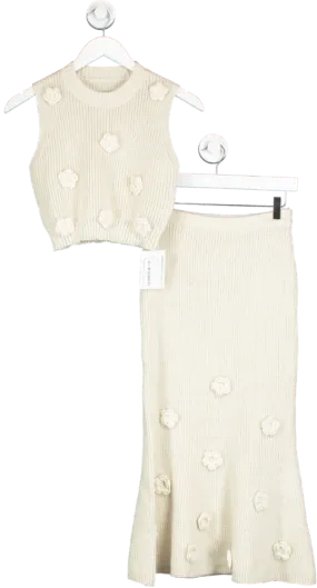 Cider Cream Embroidered Floral Knit Vest And Maxi Skirt Set UK XS