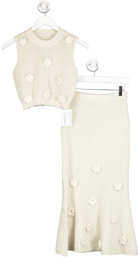 Cider Cream Embroidered Floral Knit Vest And Maxi Skirt Set UK XS