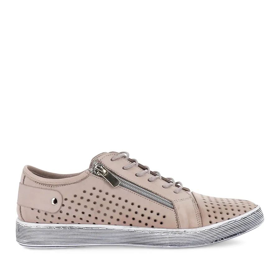 EG17 - TAUPE LEATHER