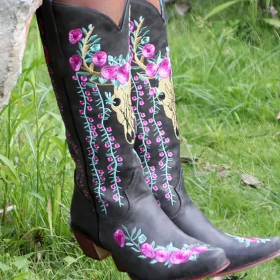 Western Cowgirl Embroidery Boots Pointed Toe Chunky Heel Western Mid Calf Boots